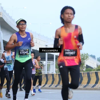 Runner Photo 6241886