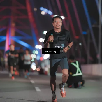 Runner Photo 6241895