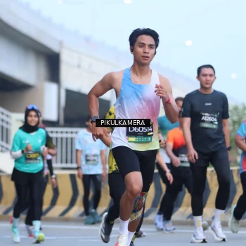 Runner Photo 6241940
