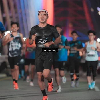 Runner Photo 6241943