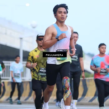Runner Photo 6241958