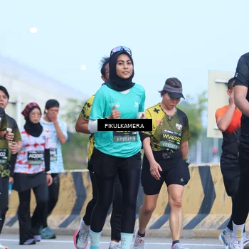Runner Photo 6241992