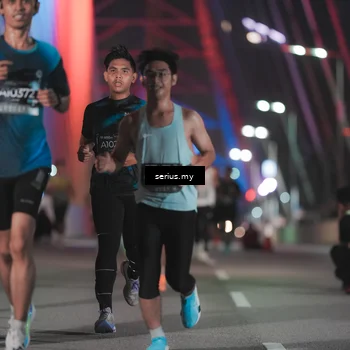 Runner Photo 6242001