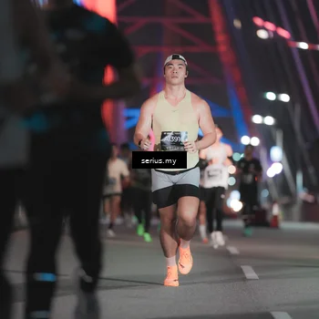 Runner Photo 6242046