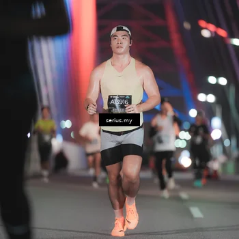 Runner Photo 6242063