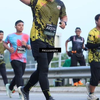 Runner Photo 6242069