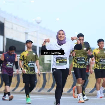 Runner Photo 6242095