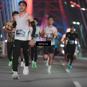 Runner Photo 6242099