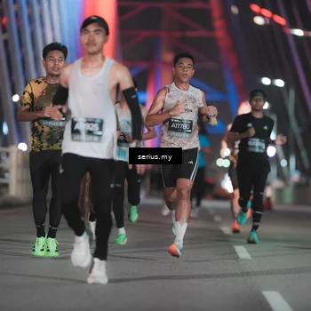 Runner Photo 6242100