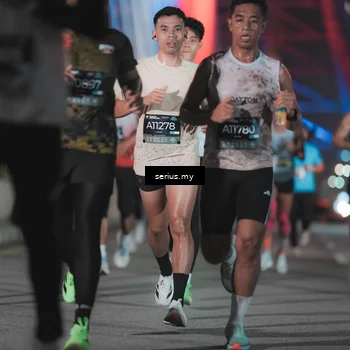 Runner Photo 6242101