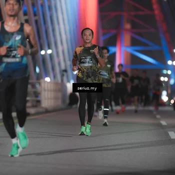 Runner Photo 6242167