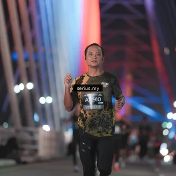 Runner Photo 6242194