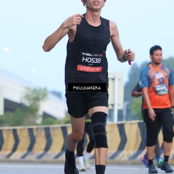 Runner Photo 6242208