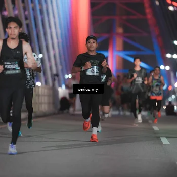 Runner Photo 6242244
