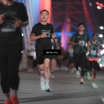 Runner Photo 6242261
