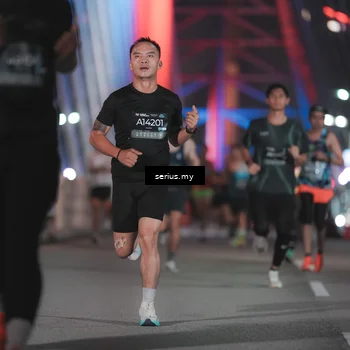 Runner Photo 6242263