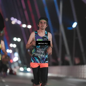 Runner Photo 6242316