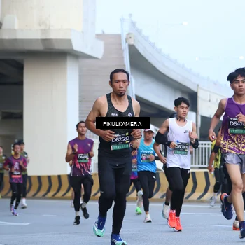 Runner Photo 6242362
