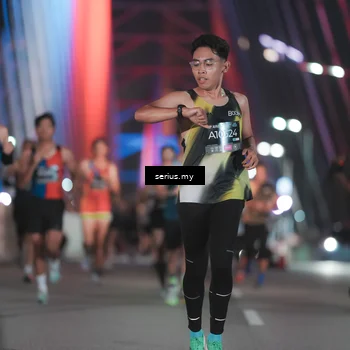 Runner Photo 6242365