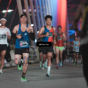 Runner Photo 6242370