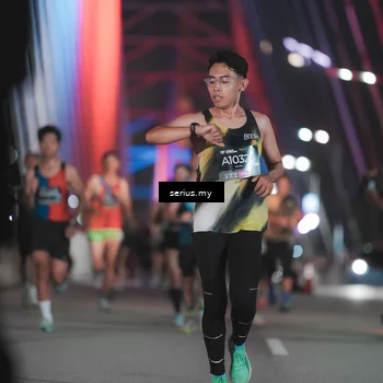 Runner Photo 6242371
