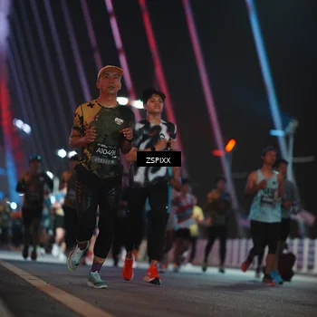 Runner Photo 6242503