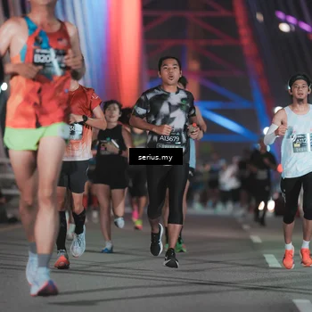 Runner Photo 6242535