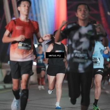 Runner Photo 6242571