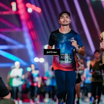 Runner Photo 6242577