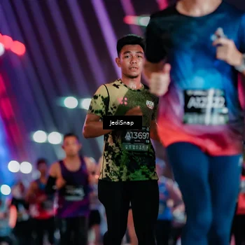 Runner Photo 6242623