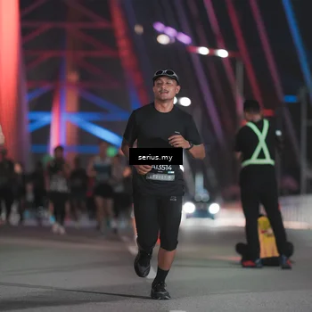 Runner Photo 6242653