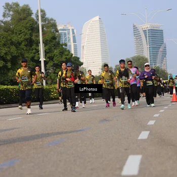 Runner Photo 6242654