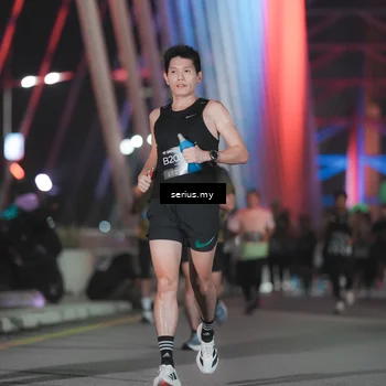 Runner Photo 6242664