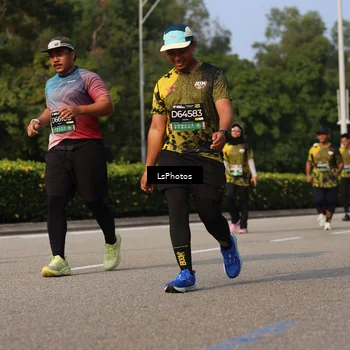Runner Photo 6242671