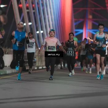 Runner Photo 6242702