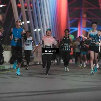 Runner Photo 6242718