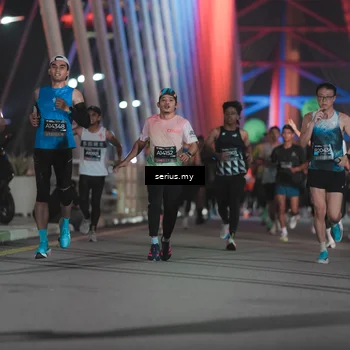 Runner Photo 6242719