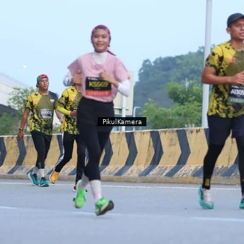 Runner Photo 6242736