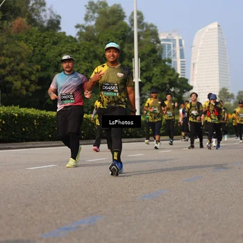 Runner Photo 6242745
