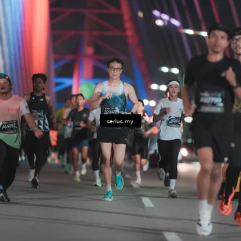Runner Photo 6242774