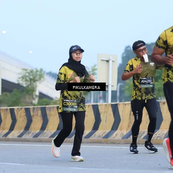 Runner Photo 6242782