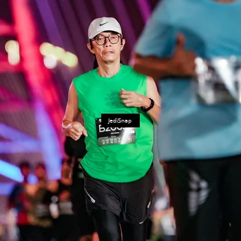 Runner Photo 6242788