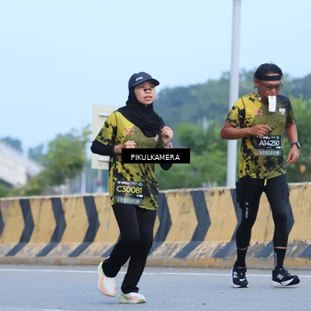 Runner Photo 6242794