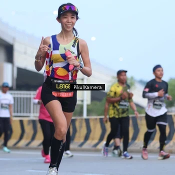 Runner Photo 6242819