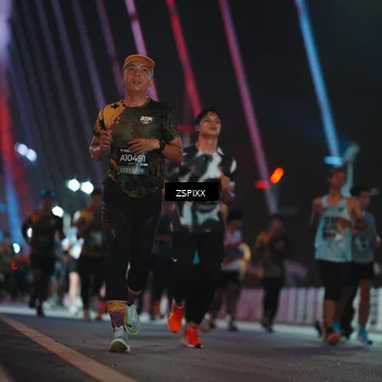 Runner Photo 6242824