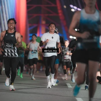 Runner Photo 6242828