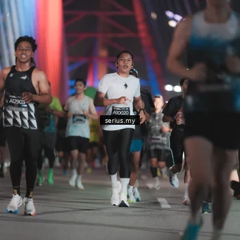 Runner Photo 6242836