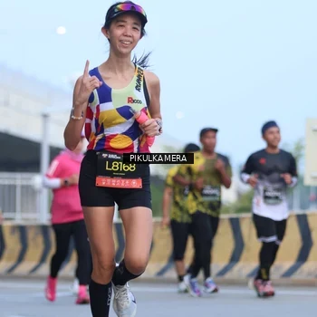 Runner Photo 6242840