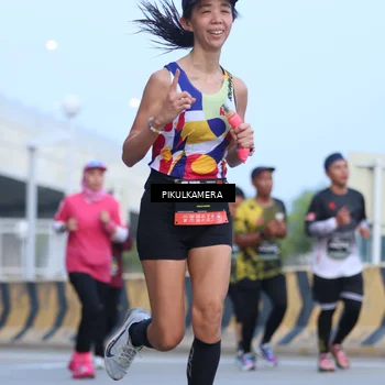 Runner Photo 6242852
