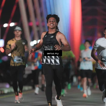 Runner Photo 6242865